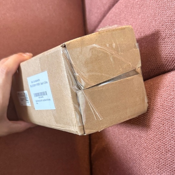 Goovilla Heavy Duty Floating Shelf Modern Black Wall Hidden Brackets - Picture 4 of 7